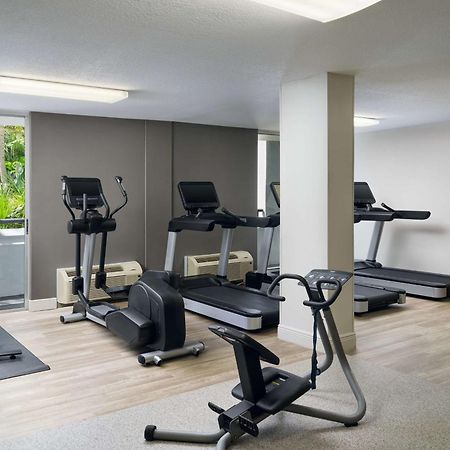 Doubletree By Hilton פאלם ביץ' גרדנס מראה חיצוני תמונה