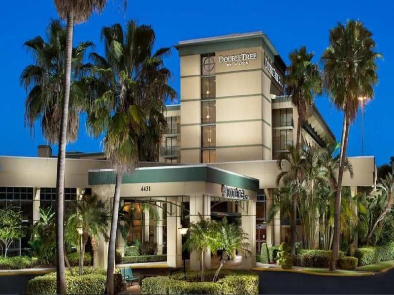 Doubletree By Hilton פאלם ביץ' גרדנס מראה חיצוני תמונה